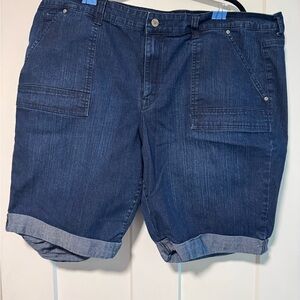 Gloria Vanderbilt Bermuda Blue Denim Shorts